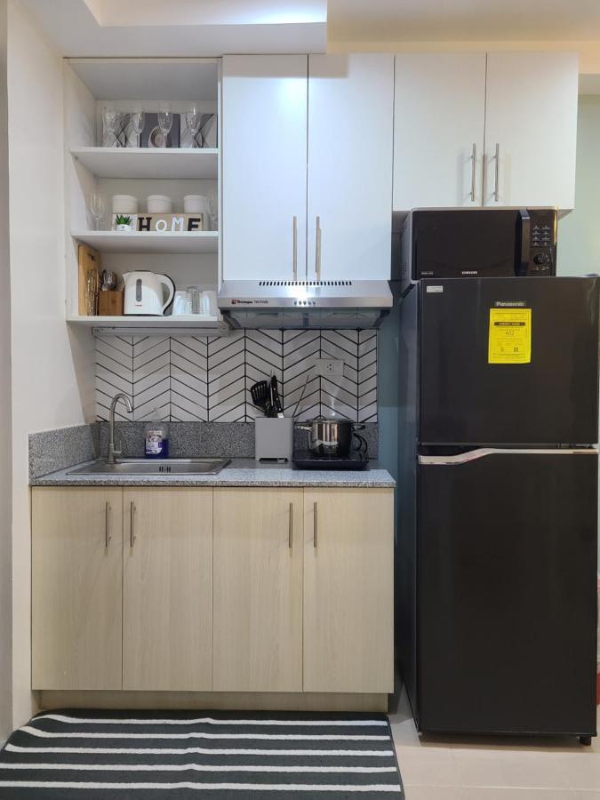 Plumera Condo Near Mactan Airport Studio With Balcony Bankal Exteriör bild