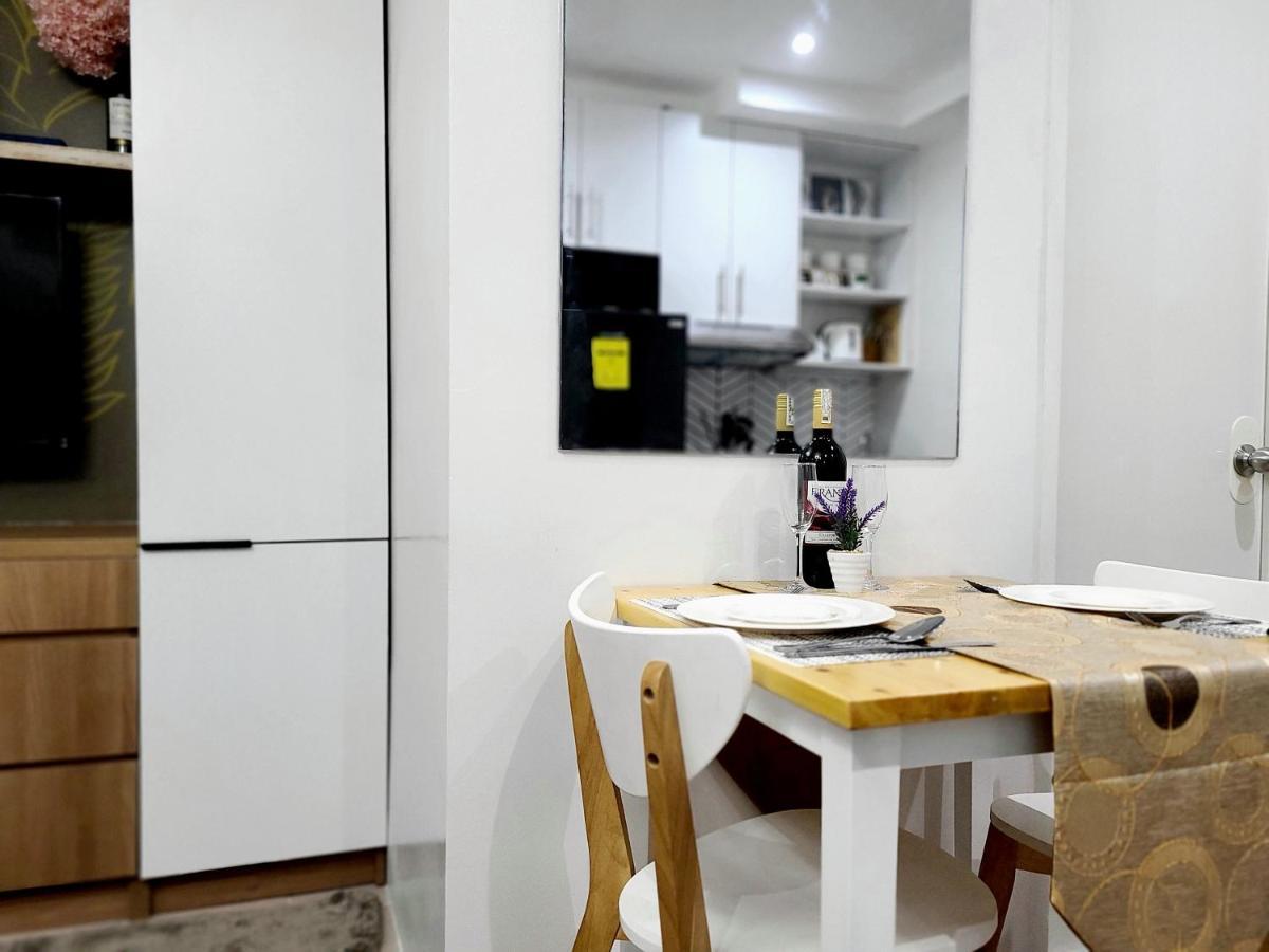 Plumera Condo Near Mactan Airport Studio With Balcony Bankal Exteriör bild